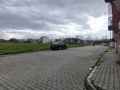 ACİL SATILIK – FIRSAT FİYAT    120 M² ARSA - Arazi | Zero Emlak - Fotoğraf 11 Arka Plan