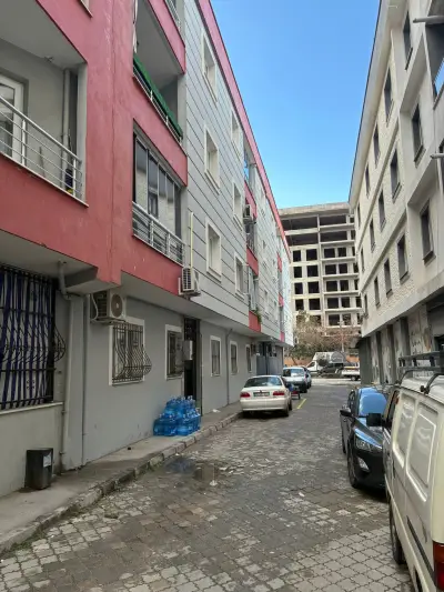 GİZEM EVLERİNDE KİRALIK 2+1 | 120 m² NET | MASRAFSIZ VE TERTEMİZ - Konut | Zero Emlak - Fotoğraf 1 Arka Plan