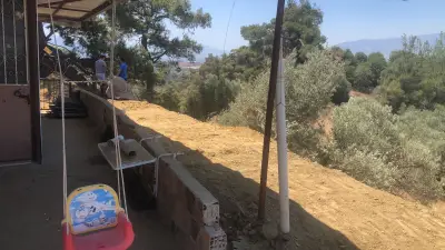 Turgutlu Yayla’da Manzaralı Zeytinlik – Doğayla İç İçe Yaşam  4 gün geçerli fiyat - Arazi | Zero Emlak - Fotoğraf 7 Arka Plan